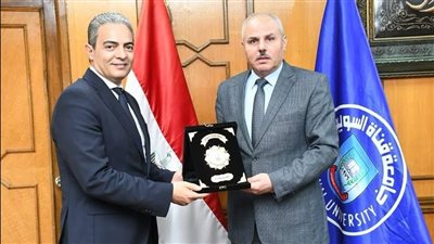 جامعة قناة السويس تكرم النائب طارق سعدة.. ريادة علمية في الإعلام الرقمي 