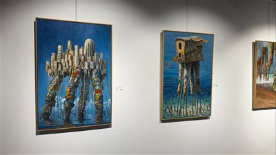 عشرون فنانا ولوحة.. معرض بيكاسو إيست يرسم خريطة الفن المعاصر