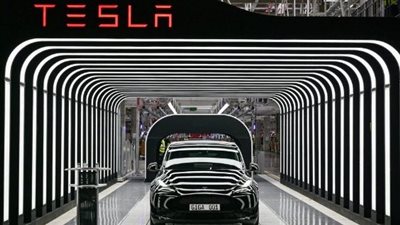 «تسلا تحت الضغط».. السوق الصيني يوجه ضربة قوية والمبيعات تتراجع