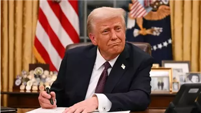 ترامب.. شكرا لإيران على «ردها الضعيف» بعد تدمير منشآتها النووية