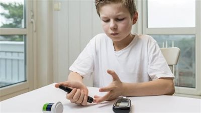 أضرار صامتة.. كيف يؤثر السكر على صحة طفلك دون أن تلاحظي؟