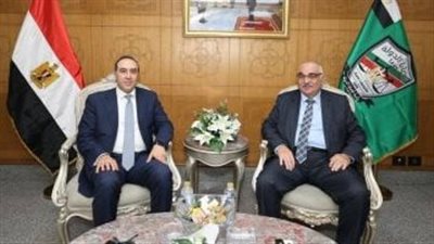 المستشار أحمد عزت مناع يهنئ رئيس هيئة قضايا الدولة على منصبة الجديد