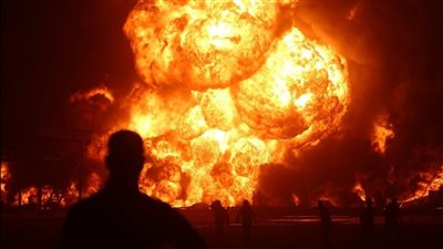 إسرائيل تستنجد.. حريق ضخم قرب مستشفى جنوب تل أبيب ونداءات استغاثة دولية