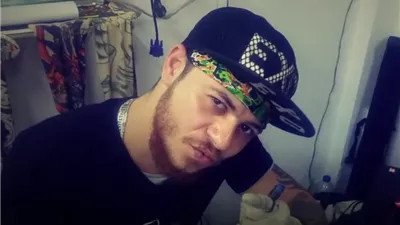 حبس البلوجر «بيتر تاتو» 4 أيام بتهمة الفسق والفجور