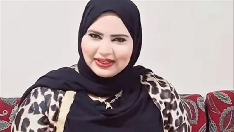 البلوجر حسناء شعبان