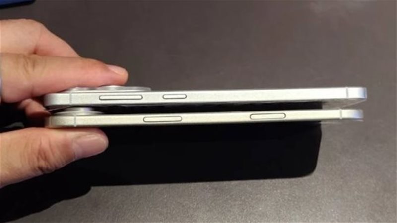 iPhone 17