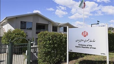 تصعيد غير مسبوق.. أستراليا تطرد السفير الإيراني وتعلق سفارتها في طهران