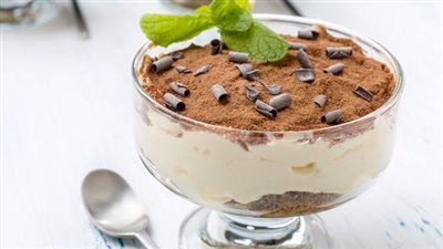 طريقة عمل «تراب الملوك» اللذيذ.. حلى فاخر وسهل التحضير في البيت 