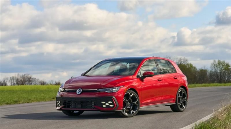 فولكس فاجن جولف GTI