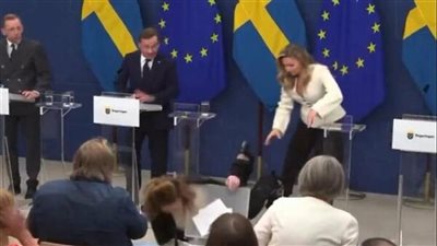 لحظة حرجة.. كواليس انهيار وزيرة الصحة أمام رئيس الوزراء والكاميرات ترصد اللحظة