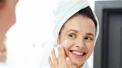 خطوات بسيطة للعناية بالبشرة في الخريف.. احمي نفسك من «الجفاف والتقلبات»