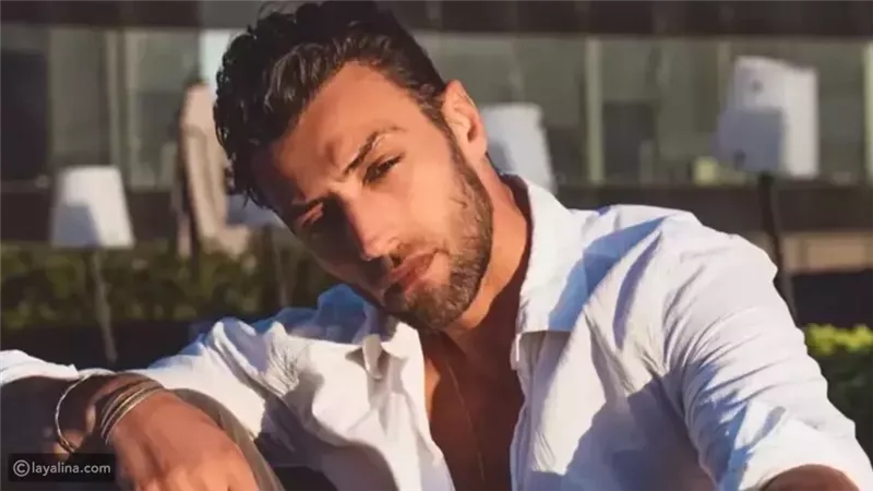 الممثل التركي جيهون