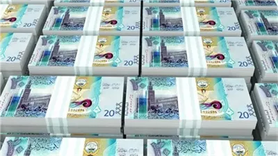 تباين واسع بسعر الدينار الكويتي مقابل الجنيه اليوم الأربعاء