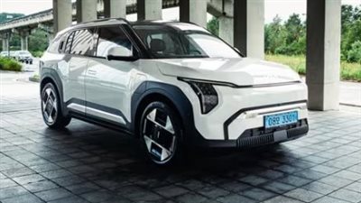 إطلالة أولى لسيارة «كيا EV3 GT» الكهربائية