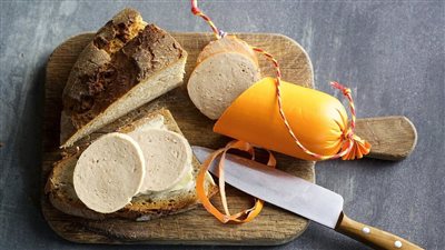 طريقة عمل «لانشون الفراخ» الصحي بدون مواد حافظة