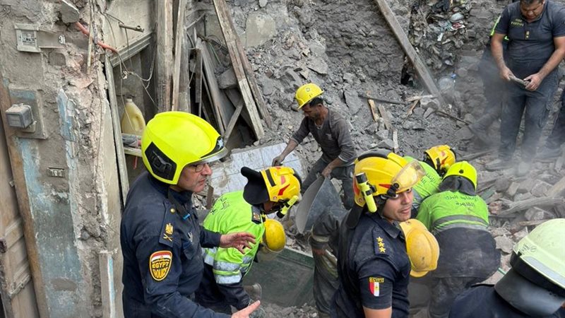 عقار روض الفرج المنهار