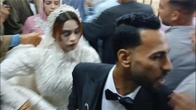 عروسان يدليان بصوتيهما بـ«زي الزفاف» في انتخابات النواب بالبحيرة