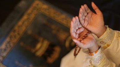 لماذا أوصى الشرع بالاستغفار بعد الصلاة ثلاث مرات؟