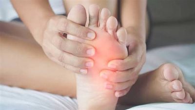 تنميل القدمين شتاء «مؤشر صامت» قد يهدد صحتك