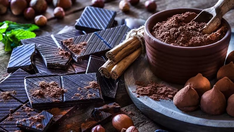 الشوكولاتة الداكنة 