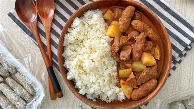 «أسرار المطبخ الشرقي».. طريقة تحضير كفتة الأرز والبطاطس