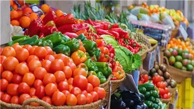 أسعار الخضراوات والفاكهة بمستهل تعاملات الأحد 8 مارس 2026