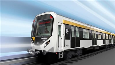 «قادمة من اليابان».. استقبال أولى عربات قطار الخط الرابع للمترو