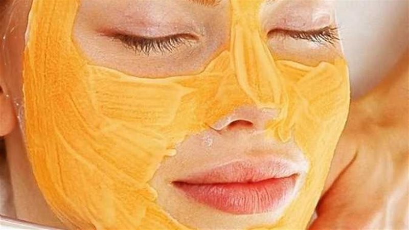 وصفات طبيعية لترطيب البشرة