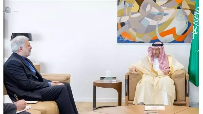  نائب وزير الخارجية السعودي والسفير الإيراني