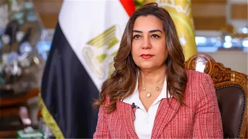 الدكتورة منال عوض وزيرة التنمية المحلية و البيئة