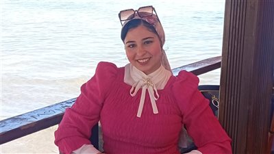 روفانا أيمن طه.. فنانة تشكيلية شابة صنعت اسمها بالإبداع وحصدت الجوائز منذ الصغر