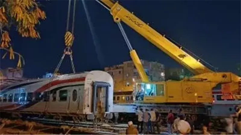 رفع عربة قطار 187