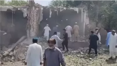 21 قتيلًا حصيلة تفجير انتحاري استهدف مسجدًا داخل مقر شرطة بباكستان